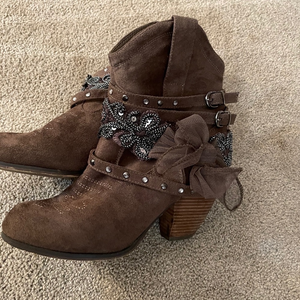 Booties - Picture 2 of 6